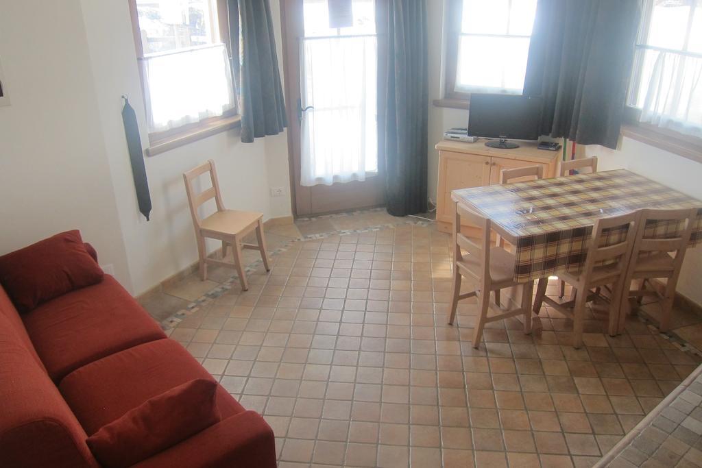 Chalet Rin Da Pemont Livigno Bilik gambar